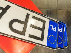 Rząd zaostrza przepisy dla aut z importu. UC95 zmieni zasady