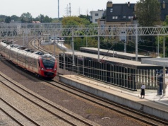 Szybsze pociągi kosztem 20 tys. drzew i zabytków. Dramatyczny list mieszkańców ws. modernizacji linii otwockiej