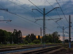 Niebezpieczne zdarzenie na kolei. Pociągi osobowe jechały po tym samym torze