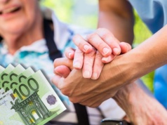 Niemcy: Duża podwyżka płac dla pielęgniarek i opiekunek. Zmiany już od maja