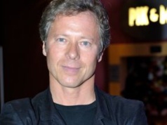 Gwiazdor "M jak miłość" od dekad mieszka w USA. Dziś jego syn PODBIJA amerykański show-biznes