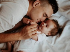 Polscy ojcowie stają na wysokości zadania. Od 3 lat robią rewolucję w urlopie rodzicielskim