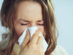 Te czynniki osłabiają odporność wiosną. To dlatego łatwiej się przeziębiamy