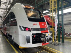 PESA pokazuje setny pojazd dla Kolei Czeskich