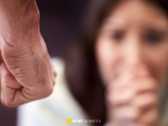 Nowy trend w "zgłaszaniu przemocy". Rośnie liczba "odwetowych Niebieskich Kart"