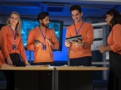 Od wiedzy do działania: poznaj studia licencjackie z cyberbezpieczeństwa i zobacz, jakie idee pojawią się na scenie TEDxWSKZ