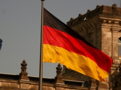 Tykająca bomba. Niemieckie służby alarmują o nowej fali islamskiej radykalizacji