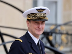 Francuski generał uderza w strategicznego partnera. "Nieprzewidywalny"