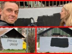 Hejt przy szkole w Nowym Sączu! Szybka reakcja Darka Popieli i mocny przekaz: „Nie dla barbarzyństwa!”