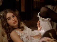 Dlaczego branża beauty chce, żeby kobiety wyglądały jak małe dziewczynki?