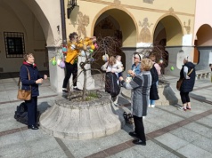 Tysiące pisanek na tarnowskich placach i skwerach