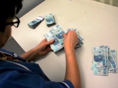 W jakich branżach zarabia się najwięcej? Tu średnia pensja to 16 tys. zł. Są nowe dane GUS