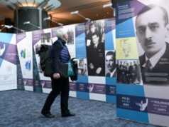 W Parlamencie Europejskim otwarto wystawę o Polakach ratujących Żydów w czasie wojny