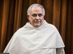 O. Ludwik Wiśniewski pisze do abp. Wojdy. Uderza w media o. Rydzyka