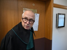 Jacek Dubois: Rzecz o pozbawianiu cnoty