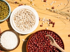 "Dzięki niemu będziesz zdrowszy, szczuplejszy, lepszy w sporcie i w nauce!" - przekonują influencerzy. I tym razem mają rację