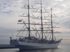 W 2027 roku następca „Daru Młodzieży” może osiągnąć gotowość do wodowania