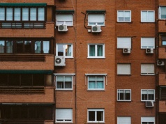 ChatGPT wycenił mieszkanie na 800 tys. zł. Rzeczoznawca powiedział: to halucynacja