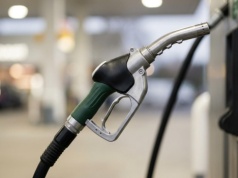 Hurtowe ceny paliw 25.03.2026 - Aramco ostro tnie ceny diesla, Orlen i BP idą w jego…