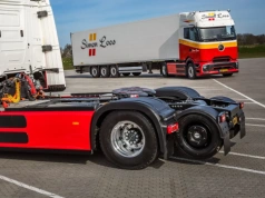 Bardzo wąska oś wleczona dla eActrosa – pierwsze egzemplarze trafiają do pracy