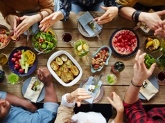 Bez planu i listy gości, za to regularnie. Jak Niemcy dbają o relacje towarzyskie