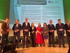 Bez ciszy, powietrza i zieleni nie ma dobrej edukacji. Debatowali o współczesnych szkołach