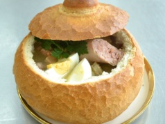 Żurek wielkanocny najlepszy na domowym zakwasie