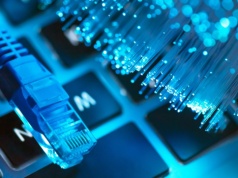 Chcesz podłączyć światłowód do domu? Sprawdź, co cię czeka