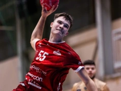 Czy Siódemka Miedź Legnica rzuci wyzwanie wiceliderowi Ligi Centralnej?