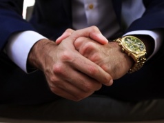 Polacy nie chcą charyzmatycznych wizjonerów. Chcą szefów, którzy grają fair