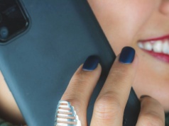 Chcą zamienić ludzkie paznokcie w... rysiki. To nie jest takie głupie