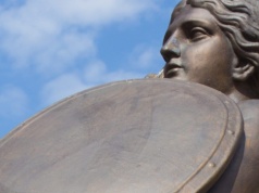 Wszechobecna świadkini epok. Ile syrenich wcieleń kryje Warszawa?