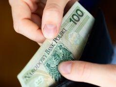 Wyższa renta alkoholowa. Tyle wypłaci ZUS