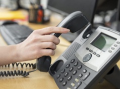 MS: Ruszył nabór ofert: 3 mln zł na ogólnopolską infolinię dla osób pokrzywdzonych przestępstwem