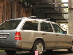 Kiedyś każdy go chciał, bo tanio jeździł. Dziś nie ma części do "taksówkarskiej Corolli" sprzed lat