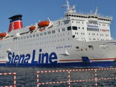 Opóźnienia w kursowaniu promów. Ruch blokuje uszkodzona jednostka