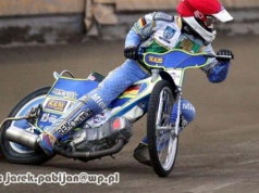 Kibice Włókniarza pamiętają Szombierskiego. “Szumina” wyszedł z więzienia i chce znów ścigać się na żużlu