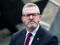 Grzegorz Braun się doigrał?! Parlament Europejski podjął decyzję