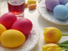 Wielkanoc bez nadmiaru. Polacy coraz rzadziej przesadzają z ilością przygotowywanego jedzenia