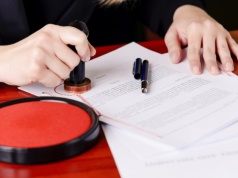 Rewolucja w spadkach. Notariusz zrobi to za ciebie od ręki. Nie trzeba już biegać po urzędach