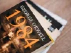 AI usunęło "1984" z biblioteki. Uznało książkę za niewłaściwą dla dzieci