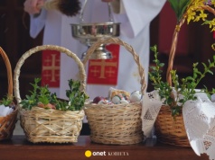 Wielkanoc w Polsce. Które nabożeństwa są obowiązkowe, a które zalecane?