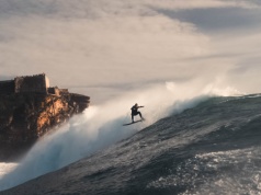 Polak na największych falach świata. 24-latek pokonał ponad 15-metrowego giganta w Nazaré