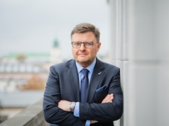 Misja specjalna dla ratowania JSW. „Program hutnictwa dla obronności"