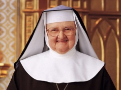 Matka Angelika, zakonnica, która podbiła telewizję