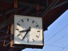 Ani zimowy, ani letni. Mają nowy pomysł na zmianę czasu