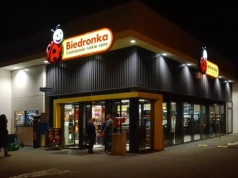 Biedronka otwiera sklepy do nocy. Sieć rozda masło za darmo przed Wielkanocą