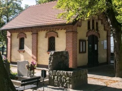 Koniec zimowej przerwy. Woda znów dostępna na cmentarzach w Gdańsku