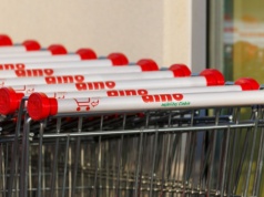 Dino ciągnie rynek w dół. Wyniki rozczarowały inwestorów