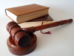 20 lat więzienia dla oskarżonego o zabójstwo księdza z Kłobucka